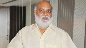 కె.రాఘ‌వేంద్ర‌రావు - ద‌గ్గుబాటి సురేష్‌బాబుకు, తెలంగాణ ప్ర‌భుత్వం మ‌ధ్య యుద్ధం? 