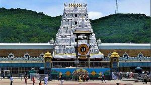  తిరుమల శ్రీవారి భక్తులకు గుడ్‌న్యూస్: టీఎస్ఆర్టీసీ ప్రయాణికులకు 1000 స్పెషల్ దర్శన్ టికెట్లు