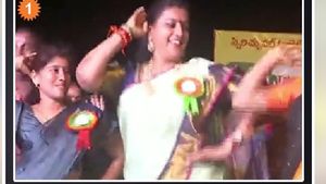 ఆ పాట వింటే రోజా 