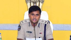సీపీఎస్ మిలియన్ మార్చ్ కు రావొద్దు-ఉద్యోగులకు విజయవాడ పోలీసుల హెచ్చరికలు