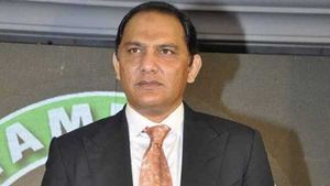 అజారుద్దీన్‌ ను పదవి నుంచి తొలగించాలి - అవినీతి జరిగిందంటూ ఫిర్యాదు..!!