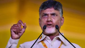 టికెట్లు మీరే ప్రకటించుకుంటారా - చంద్రబాబు సీరియస్ : ఆ మూడు నియోజకవర్గాలపై..!!