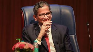 నిలబడటం లేదు -అర్హుడినో అనర్హుడినో: ఎన్టీఆర్ పరిచయంతో - జస్టిస్ ఎన్వీ రమణ..!!