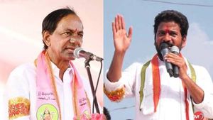  కేసీఆర్‌ను సీబీఐ విచారించాలి, ప్రగతిభవన్‌లో దాడులు జరిగితేనే..: రేవంత్ డిమాండ్