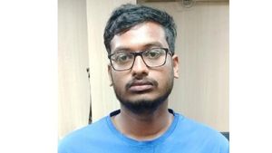 Revenge: కాలేజ్ అమ్మాయి మీద కసి, కాలాంతకుడు ఏం చేశాడంటే ?, క్లైమాక్స్ లో సార్ కు షార్వా ? ! 