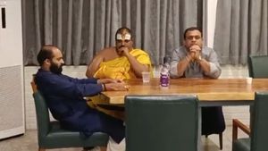 టీఆర్ఎస్ ఎమ్మెల్యేల కొనుగోలు?: జడ్జీ ముందుకు నిందితులు, ఆధారాలేవీ?, రిమాండ్ తిరస్కరణ