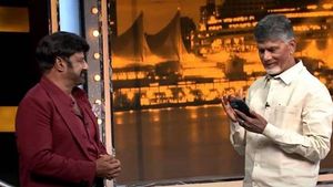 లోకేష్‌, బాల‌కృష్ణ ఎదుట భువ‌నేశ్వ‌రికి  'ఐ ల‌వ్‌యూ' చెప్పిన చంద్ర‌బాబు? 