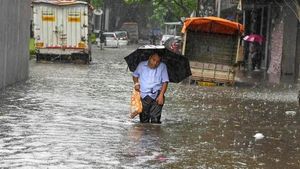  కోస్తాకు వాన: రేపు, ఎల్లుండి భారీ వాన.. ఉపరితల ఆవర్తనంతో