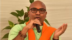 ఉగ్రవాదులకు అడ్డాగా నిజామాబాద్: టీఆర్ఎస్, ఎంఐఎంపై ఎంపీ అరవింద్ సంచలనం