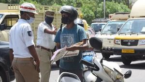 గీతదాటితే వేటే.. హైదరాబాద్ ట్రాఫిక్ పోలీసుల నయా రూల్..!!
