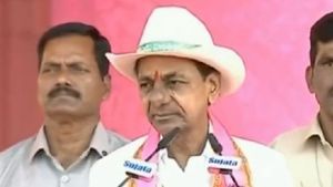 వందల కోట్లతో ఢిల్లీ నుంచి బ్రోకర్ గాళ్లు: ఆ ‘నలుగురి’కి కేసీఆర్ జేజేలు