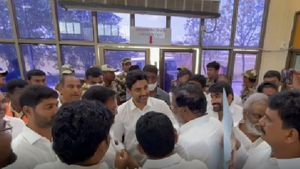 కడపలో లోకేష్ టూర్-పోలీసుల హెచ్చరికలు-సెంట్రల్ జైల్ దగ్గర ఉత్కంఠ