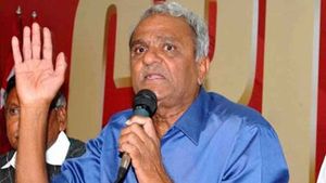 జగన్..మోదీ నిన్ను కూడా మింగేస్తాడు జాగ్రత్త : నారాయణ హెచ్చరిక..!!