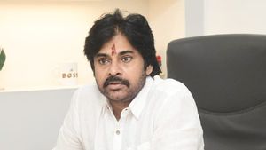మూడు రాజధానుల ఆయువుపట్టుపై పవన్ కల్యాణ్ `ఆ నాలుగు ప్రశ్నలు`..!!