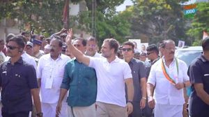 ఏపీలోకి భార‌త్ జోడో యాత్ర ఎంట్రీ, రాహుల్ కు గ్రాండ్ వెల్ కం ప‌లికిన నేత‌లు