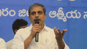 ఏపీలో ముందస్తు ఎన్నికలు - తేల్చి చెప్పిన సజ్జల..!!