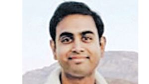 అమెరికాలో టెక్కింగ్‌.. 200 అడుగుల ఎత్తునుంచి పడి తెలుగు టెక్కీ మృతి