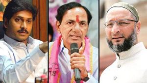అసదుద్దీన్ ఒవైసీ కేంద్రంగా ఏపీలో కేసీఆర్ రాజకీయం!
