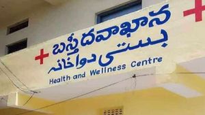  హైదరాబాద్ బస్తీ దవాఖానాల్లో మెడికల్ ఆఫీసర్ పోస్టులు: అప్లై చేయండి, మంచి జీతం