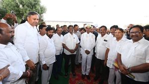  మిల్లర్లకు సీఎం కేసీఆర్‌ గుడ్‌న్యూస్‌: రెండేళ్ల సీఎస్టీ పన్ను బకాయిలు రద్దు