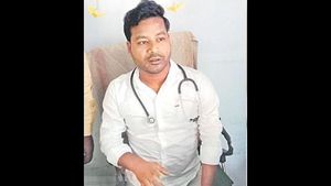  ‘10’ కూడా పాస్ కాకుండానే పదేళ్లుగా డాక్టర్‌గా చెలామణి!