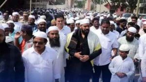 అయ్యప్ప మాలలో ముస్లిం టోపీ పెట్టుకోవవద్దా ? ఏ శాస్త్రం చెప్పింది ? బీజేపీ నేతలకు అనిల్ ప్రశ్న