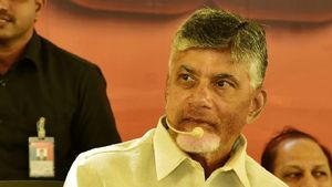 కుప్పంలో జగన్ ఎత్తుకు చంద్రబాబు పై ఎత్తు!!