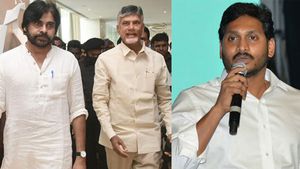 టీడీపీ-జనసేన ఓట్ బ్యాంకు పై సీఎం జగన్ కౌంటర్ స్ట్రాటజీ..!!