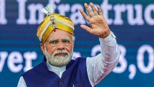 మోడీ వైజాగ్ టూర్ కు వైసీపీ భారీ ప్లాన్ ? విపక్షాల గైర్హాజరు వేళ ! రాజధాని సత్తా చాటేలా !