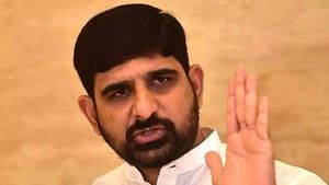  పాడి కౌశిక్ రెడ్డికి మధురై కోర్టు సమన్లు, పరువు నష్టం దావా కేసులో
