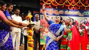 బంజారా - థింసా డ్యాన్సులతో దుమ్ము రేపిన రోజా..!!