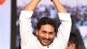 నా వెనుక ఉన్నది ఆ నలుగురే : 2024 ఎన్నికల నినాదం ప్రకటించిన సీఎం జగన్..!!