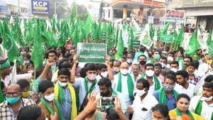 ప్రధాని, రాష్ట్రపతికి అమరావతి జేఏసీ లేఖలు-మూడేళ్లలో వైసీపీ సర్కార్ 1100 దాడులంటూ..