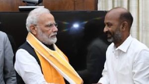 బండి సంజయ్‌ పాదయాత్రపై ప్రధాని మోదీ కీలక వ్యాఖ్యలు - ప్రత్యేక గుర్తింపు..!!