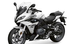 BMW bike: రూ. 16 లక్షల బైక్ కొంటామని, ట్రైల్ చూడాలని ఏం చేశారంటే ?, మైండ్ బ్లాక్ ! 