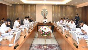  నేడు ఏపీ కేబినెట్ భేటీ-అసెంబ్లీ, రాజధానులు, కడప స్టీల్ సహా కీలక అజెండా-మంత్రులకు స్పెషల్ ?