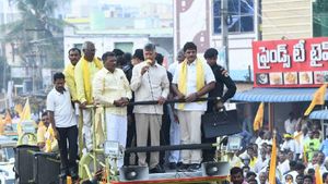  cm జగన్ చెప్పింది నిజమే: చంద్రబాబు