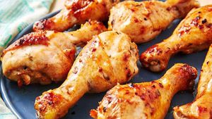 Chicken roll: చికెన్ రోల్స్ ఇవ్వలేదని చిర్రెత్తిపోయింది, అర్దరాత్రి పెట్రోల్ పోసి నిప్పంటించిన శాడిస్టులు! 