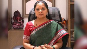  సీబీఐకి కవిత లేఖ: ఆ షరతులకు అంగీకరిస్తేనే- విచారణ తేదీ ఖరార్
