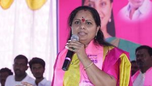 Kalvakuntla Kavitha: జైలుకు వెళ్లడానికైనా సిద్ధం - చేసేదేమీ లేదు: కవిత సంచలనం..!!