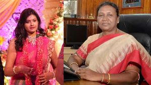 Pragna Reddy: పుల్లారెడ్డి రాఘవ రెడ్డి కోడలు లేఖపై స్పందించిన రాష్ట్రపతి..  చీఫ్ సెక్రటరీకి ఆదేశాలు జారీ..