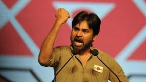 ఆవేశం తగ్గించుకోలేని అమాయక రాజకీయం!!?? 