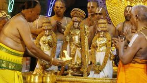 Tirumala:శ్రీవారికి తిరుమంజనం..ఏడాదికి ఎన్నిసార్లు.. ఎలా నిర్వహిస్తారు