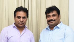 ఐటీ రైడ్స్ అసలు టార్గెట్ కేటీఆర్ ? వాసవి నుంచి వంశీరామ్ వరకూ ? లింకులతో వైసీపీకీ చిక్కులు !