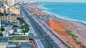 విశాఖ కాబోయే పరిపాలన రాజధాని మాత్రమే కాదు- అంతకుమించి..!! 