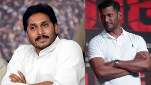  `ఆపరేషన్ కుప్పం బిగిన్స్`- వైఎస్ జగన్‌తో హీరో విశాల్ భేటీ 