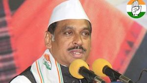  ఠాగూర్ ఔట్.. థాక్రే ఇన్: తెలంగాణ కాంగ్రెస్ పార్టీ ఇంఛార్జీగా మాణిక్ రావు థాక్రే