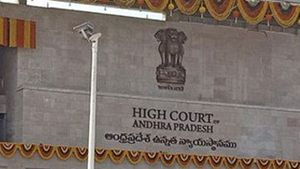 ప్రజా వేదికకో న్యాయం-సచివాలయాలకో న్యాయమా ? హైకోర్టు సంచలన వ్యాఖ్యలు !