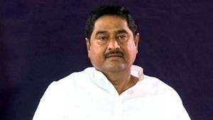 Dharmana Prasadarao : ఈసారి పోటీ చేయనని చెప్పేశా- జగన్ ఒప్పుకోవట్లేదు- ధర్మాన కామెంట్స్