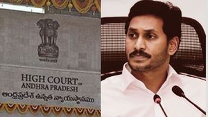  ఫ్లెక్సీల నిషేధంపై జగన్ సర్కార్ కు ఎదురుదెబ్బ-హైకోర్టు కీలక ఆదేశాలు..!